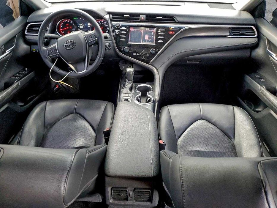 Toyota Camry XSE 2018 /