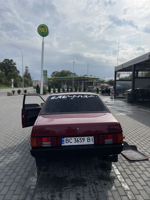 Продам ваз 21099