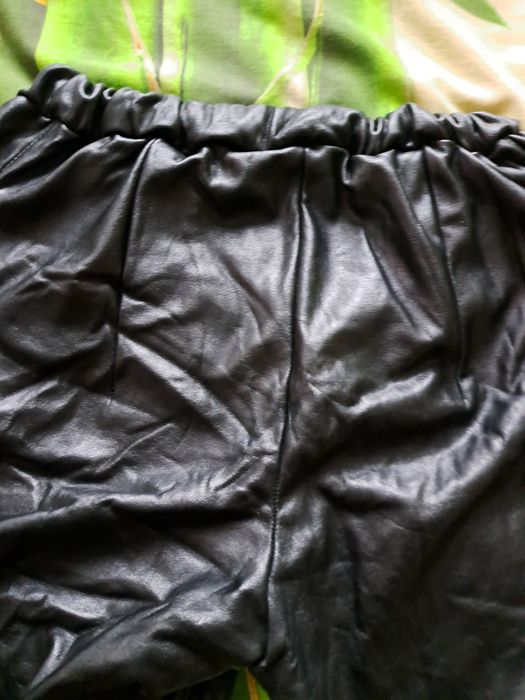 Кожаные штаны лосины