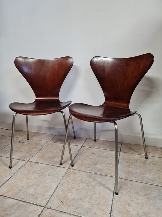 Krzesło proj.Arne Jacobsen model 3107 Fritz Hansen,mid century,vintage