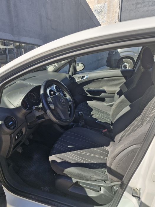 Vendo Carro Opel Corsa 2010