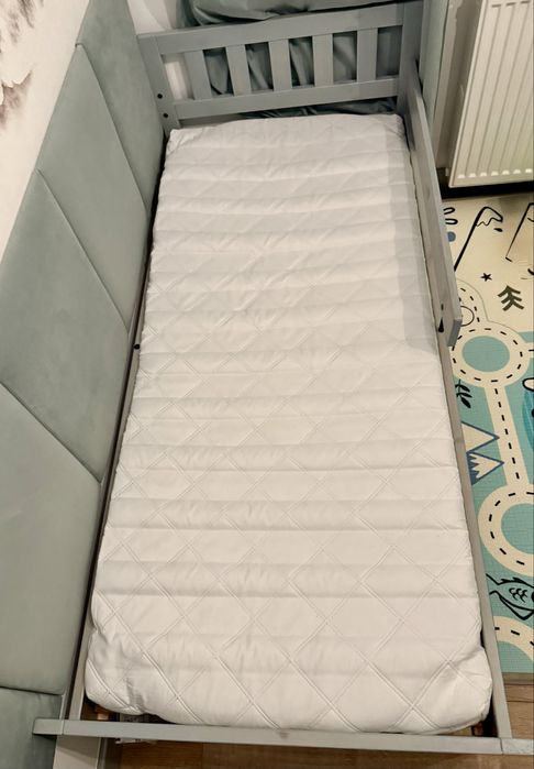 Łóżko dziecięce 160x70 z materacem