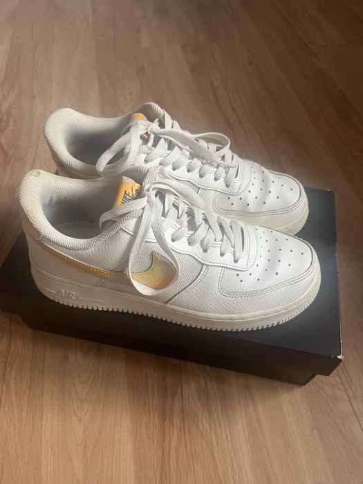 Nike air force 1.  39