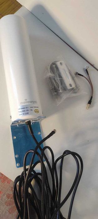 Антена всенаправлена Nelawya 4G 600 мГц-2700 мГц