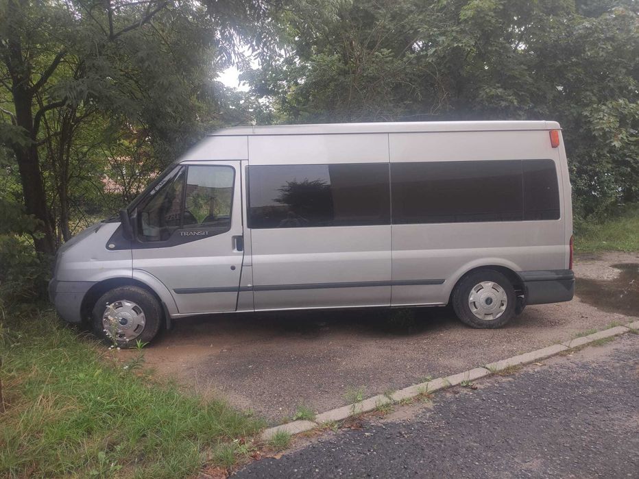 Wynajem busów 9-cio osobowych i Transport Osób