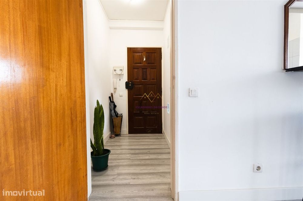 T3+1 Santo António dos Cavaleiros