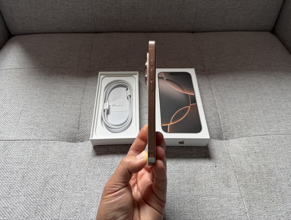  Apple iPhone 16 Pro Max 256GB Deser Titanium  I Bateria 91% I Komplet