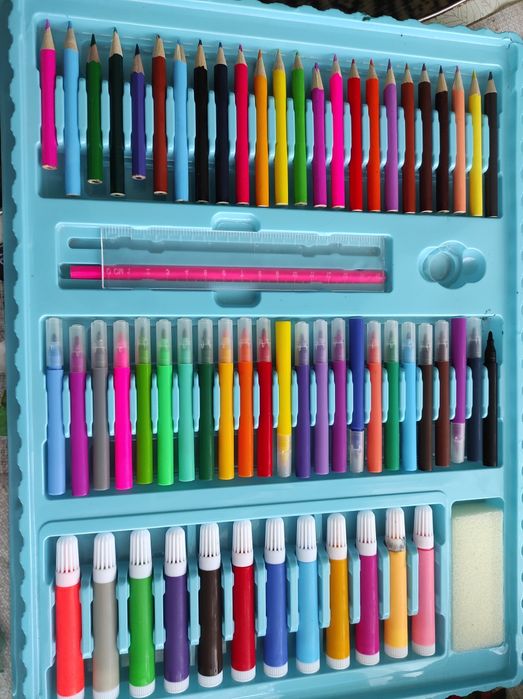 Большой набор-чемодан для творчества