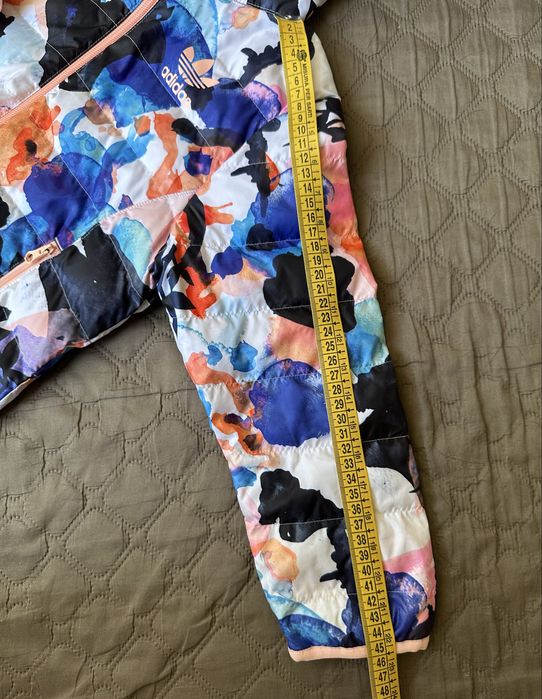 Куртка  adidas оригінал р.110