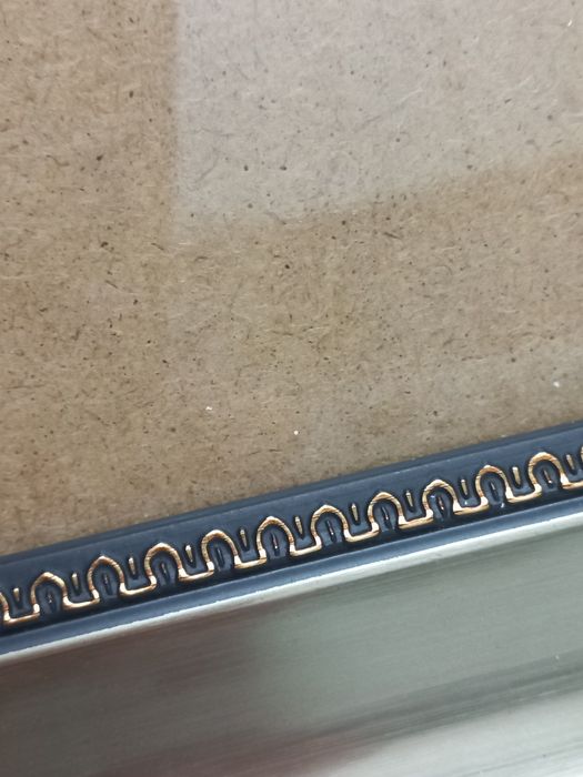 Impeccable frame. Vintage64751211135873121