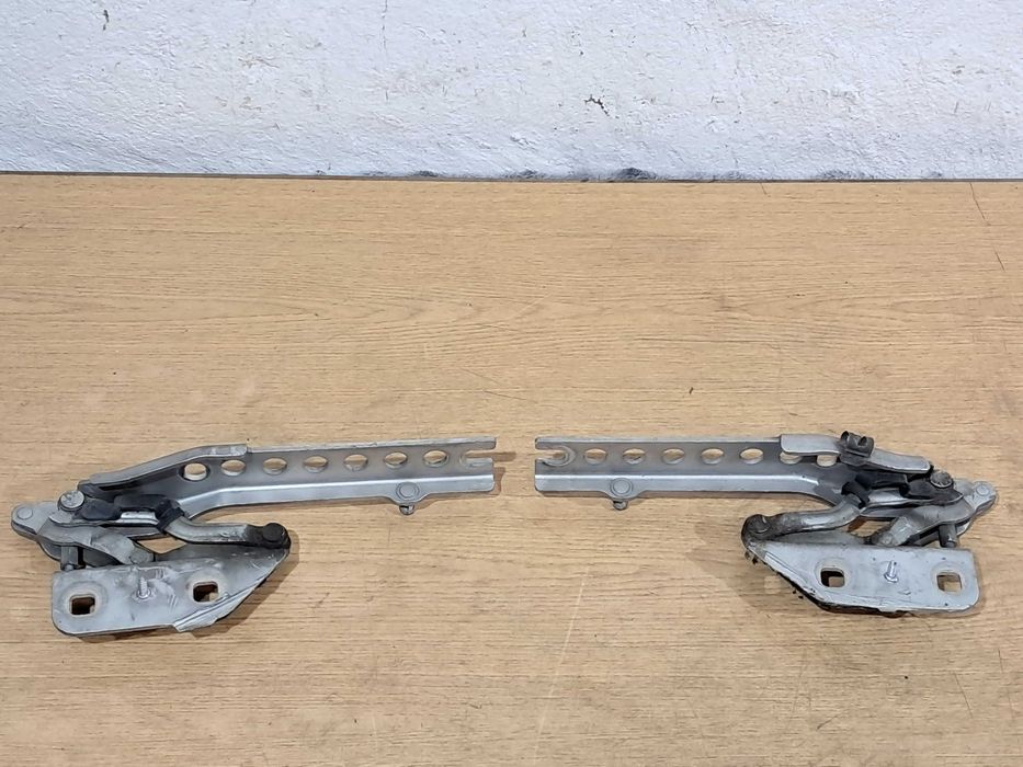 Zawias zawiasy maski 2 szt komplet prawy lewy AUDI A8 D3