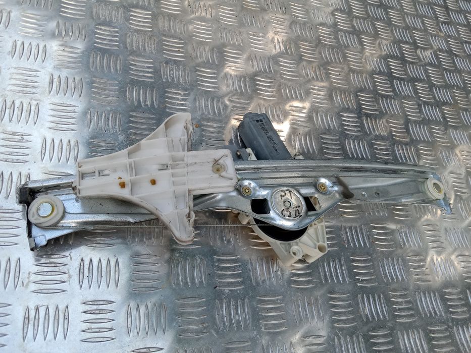 Podnośnik szyby prawy tył citroen C5 01-08