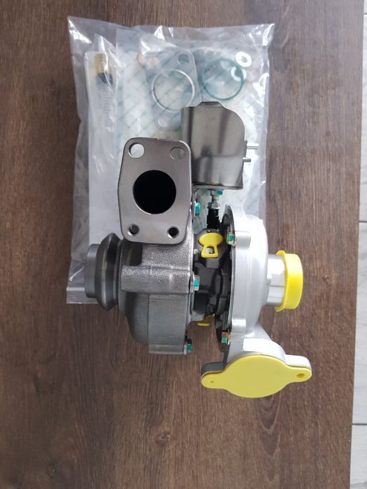 Nowa turbina turbosprężarka 1.6 hdi 109 KM citroen peugeot VOLVO