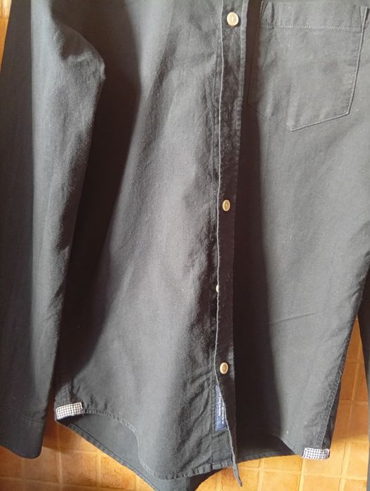 Camisa de homem azul escuro da Pullbeer