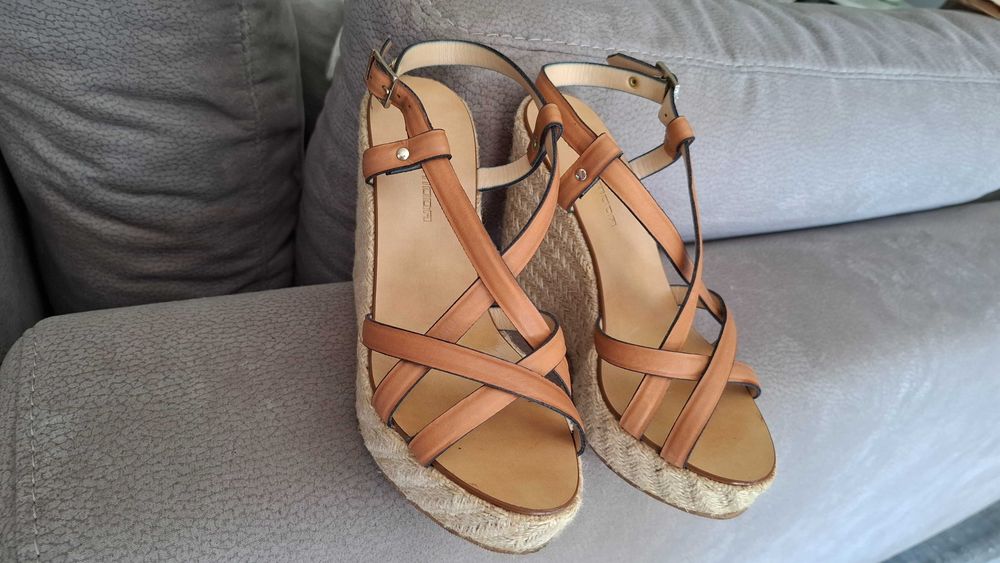 Espadryle na koturnie