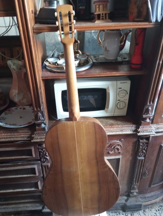 Guitarra antiga mais de 40 anos
