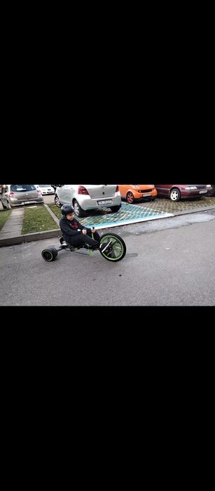 Gokart trzykołowy do driftu