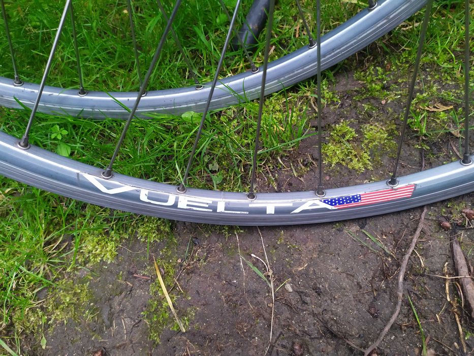 SRAM 5.0  koła szoswe VUELTA AIRLAINE 622x13  Polecam