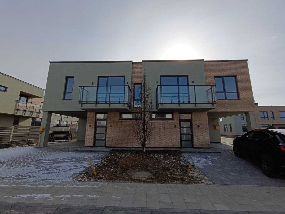 Продаж будинку в КМ Липові Роси