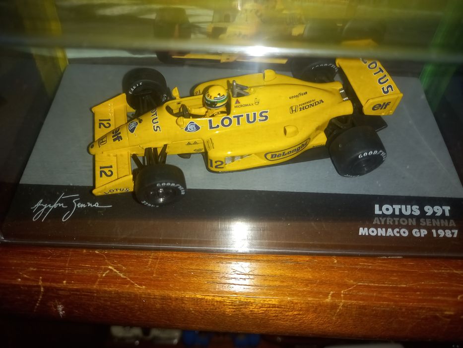 Miniaturas Ayrton Senna 1/43
