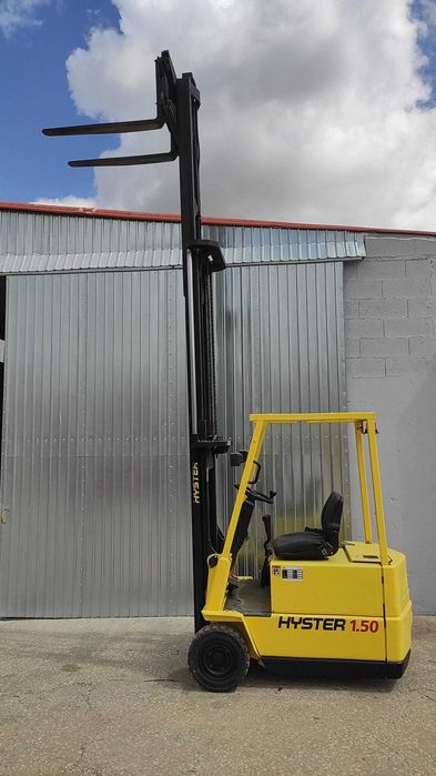 Empilhador eléctrico Hyster A1.502XL - 1.500 Kg (2608)