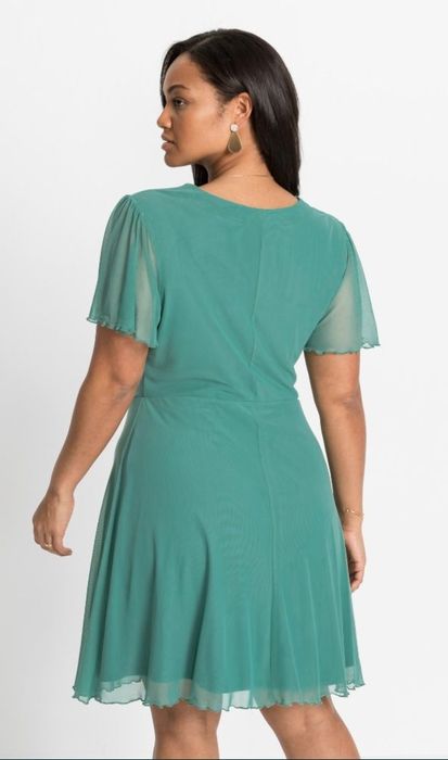 Wyprzedaż sukienka 50 52 siateczka wesele świadkowa druhna komunia zie