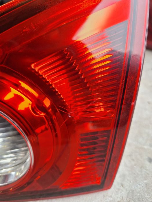 Lampa tylna prawa w klapę Nissan Qashqai J10 przed lift