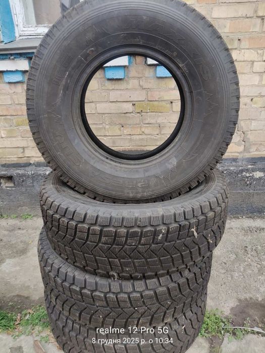 Зимові шини MAXXIS SS-01 PRESA ICE SUV 275/70 R16 114Q