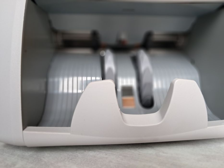 Laurel J-700 Лічильник банкнот. Машинка для счёта денег. Счётчик денег