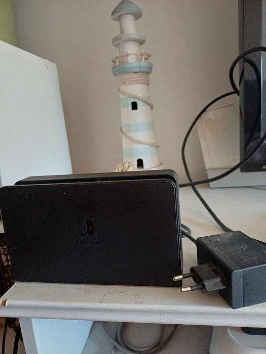 Nintendo Switch OLED Azul e Vermelha
