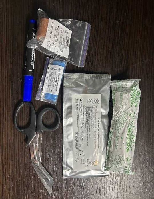 Аптечка військова УКОМПЛЕКТОВАНА