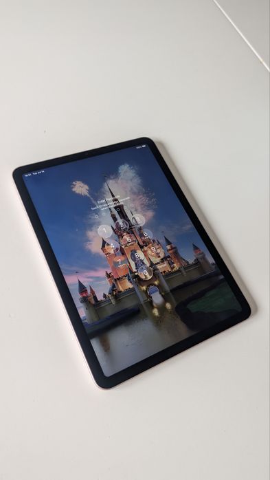 iPad Air 5 (M1) 256GB Rosa + Apple Pencil 2 + Capa | Como Novo