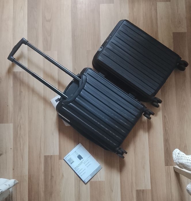 Продам чемодан Esmara  4 колесах