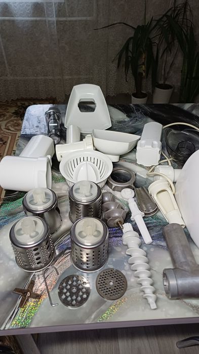 Кухоний комбайн Zelmer 1500W