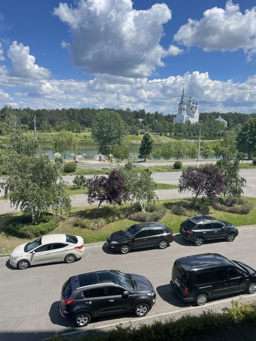 Продам 2-х кімнатну квартиру у новому домі
