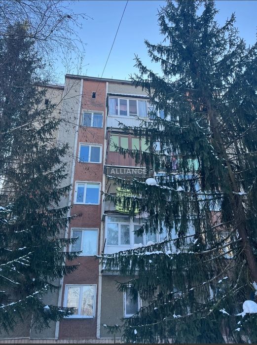 Продам 2к квартиру в Тисменеці 46 м2, під ремонт