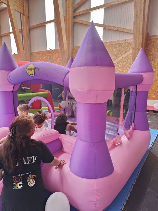 Insuflável Castelo usado sem motor