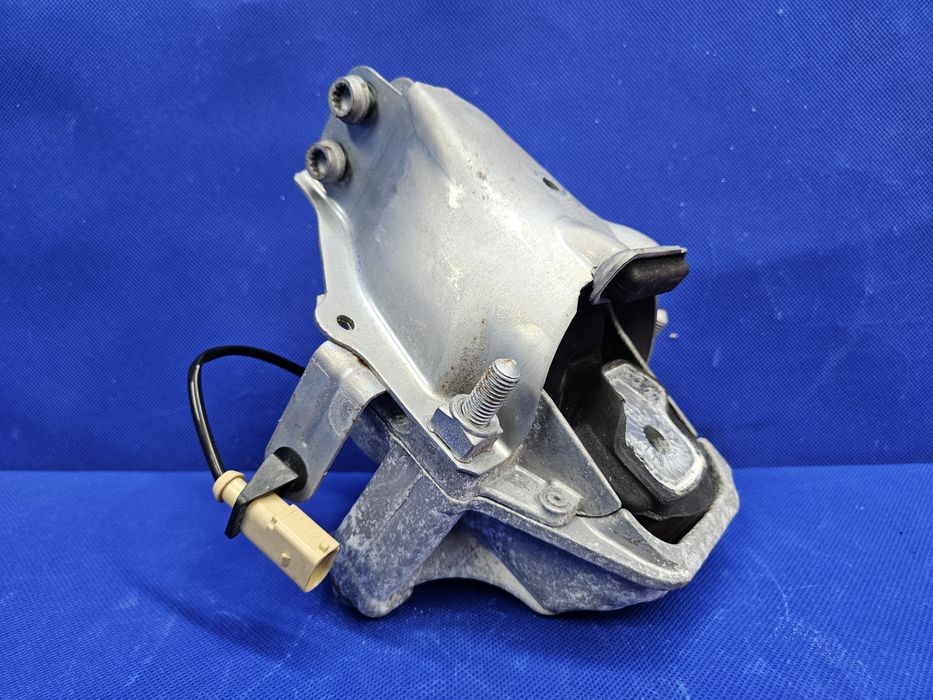 PODUSZKA silnika AUDI A4 B8 / A5 8T łapa lewa oryginał