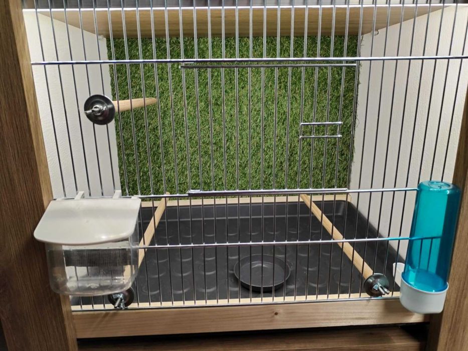 Regał dla ptaków egzotycznych