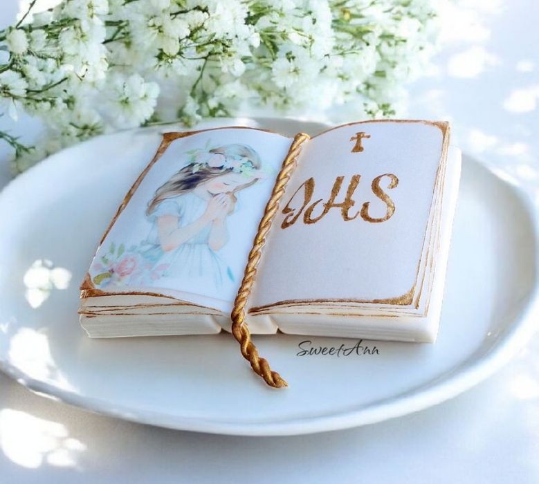 Książeczka komunijna dekoracja na tort komunia