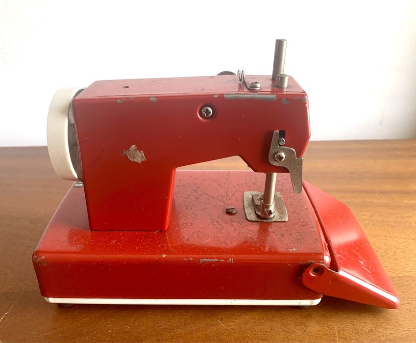 Maquina de costura para brincar