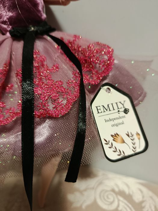 Кукла Emily "Восходящая звезда" 30 см.