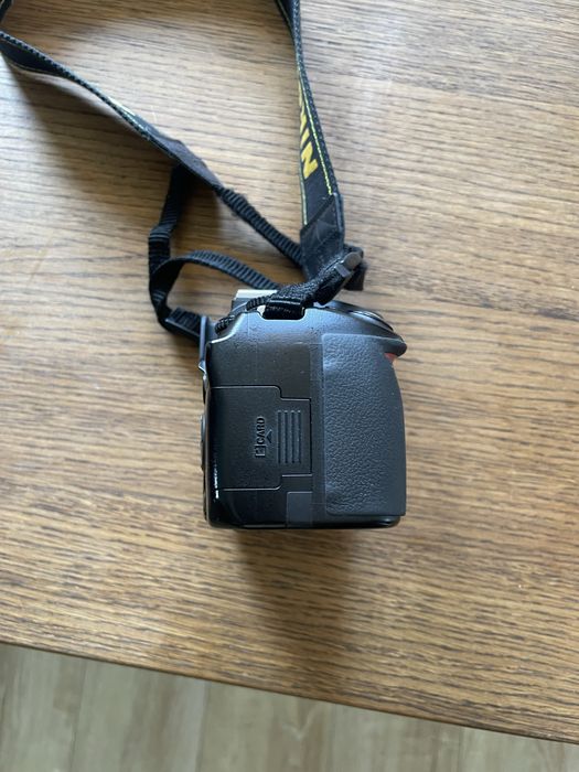 Nikon D3100 Świetny stan