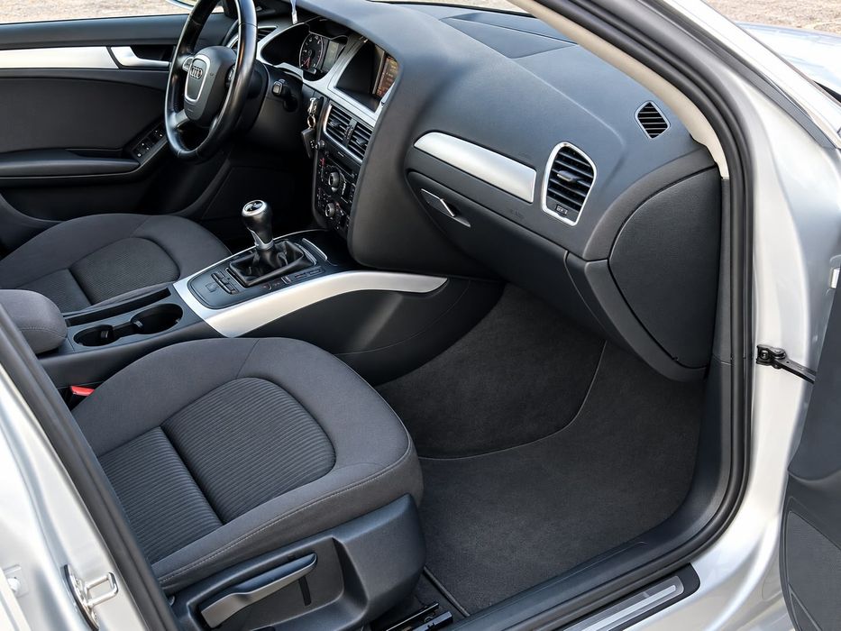Audi A4 Avant 2.0tdi 143cv 2011 aceito retoma