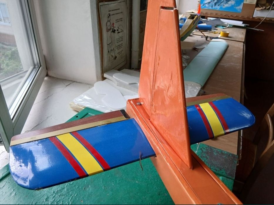 Авіамодель під радіо