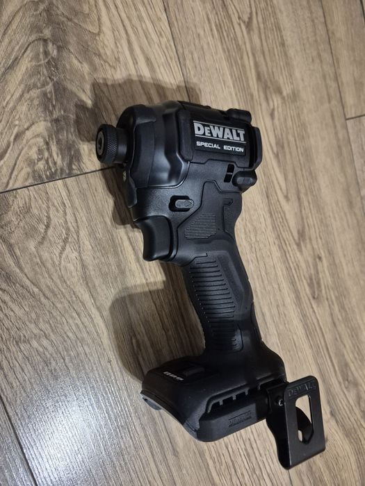 Dewalt McLaren zakrętarka DCF86M + wiertarko wkrętarka udarowa DCD86M+ SKRZYNKA