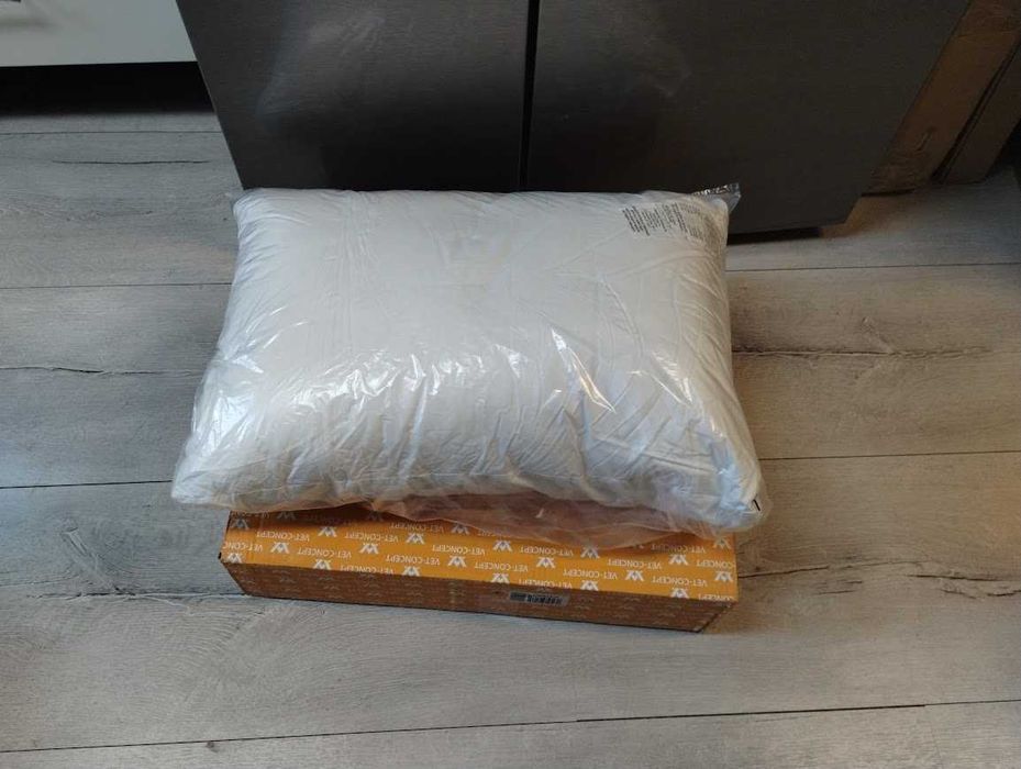 Casper Sleep oryginalna poduszka z mikrofibry do spania 65 x 45 cm
