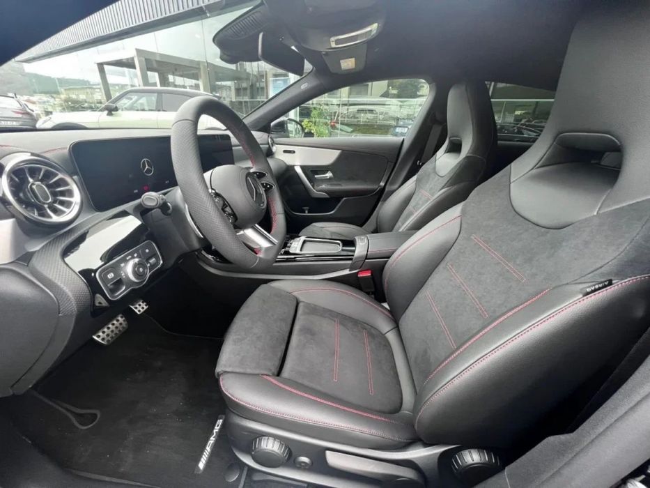 Mercedes benz a180 d amg