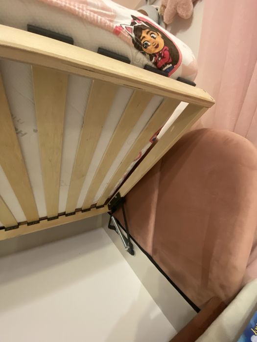 Łóżko dla dziecka tapcerowane