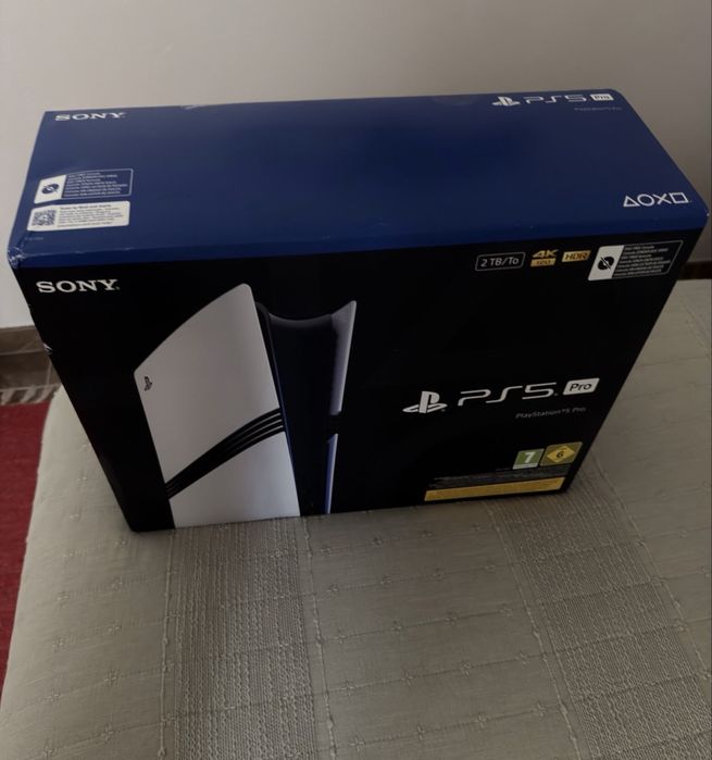 PS5 pro fechada e nunca aberta